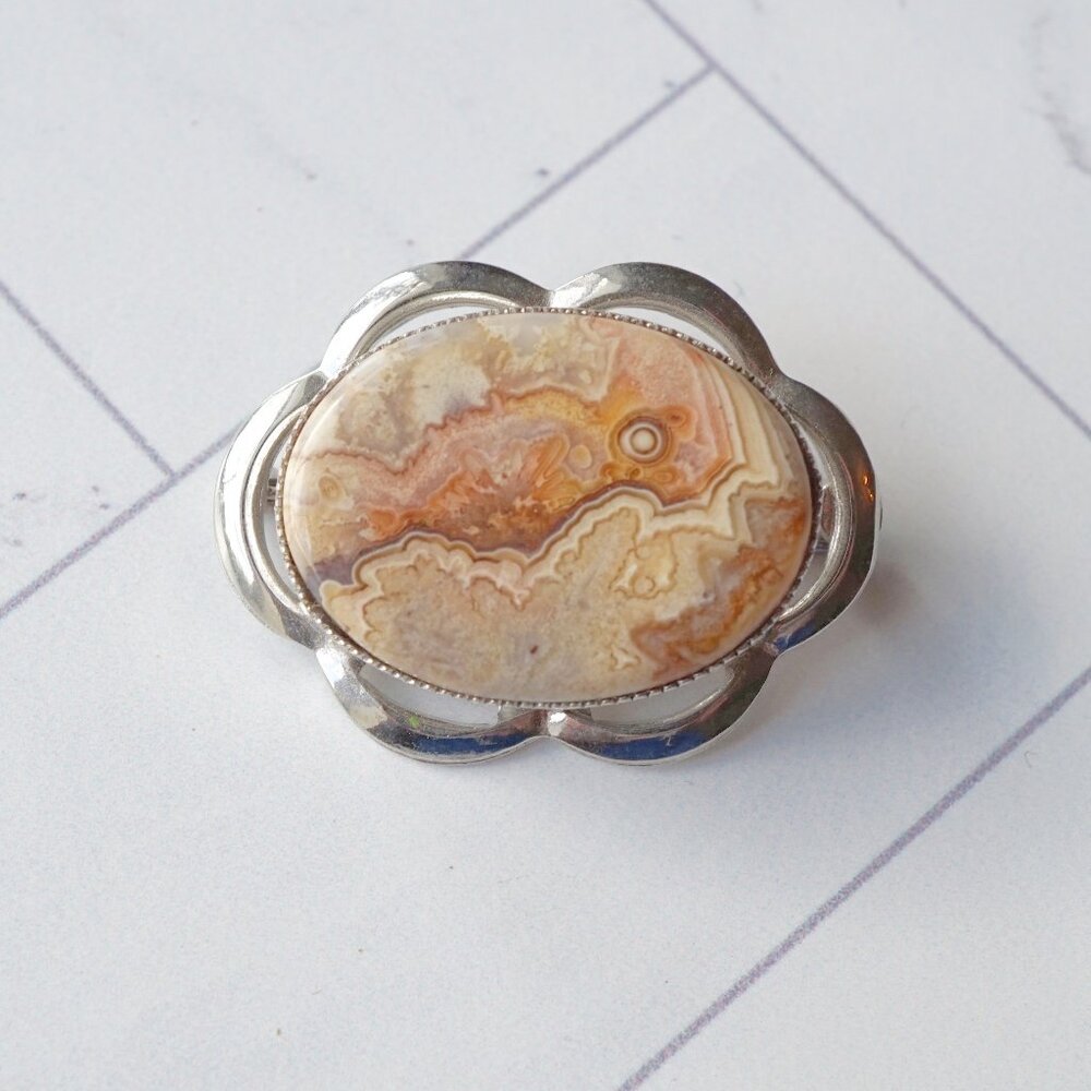 Vintage 1970s Crazy Lace Agate Oval Brooch, Silver Tone, Natural Stone Pin